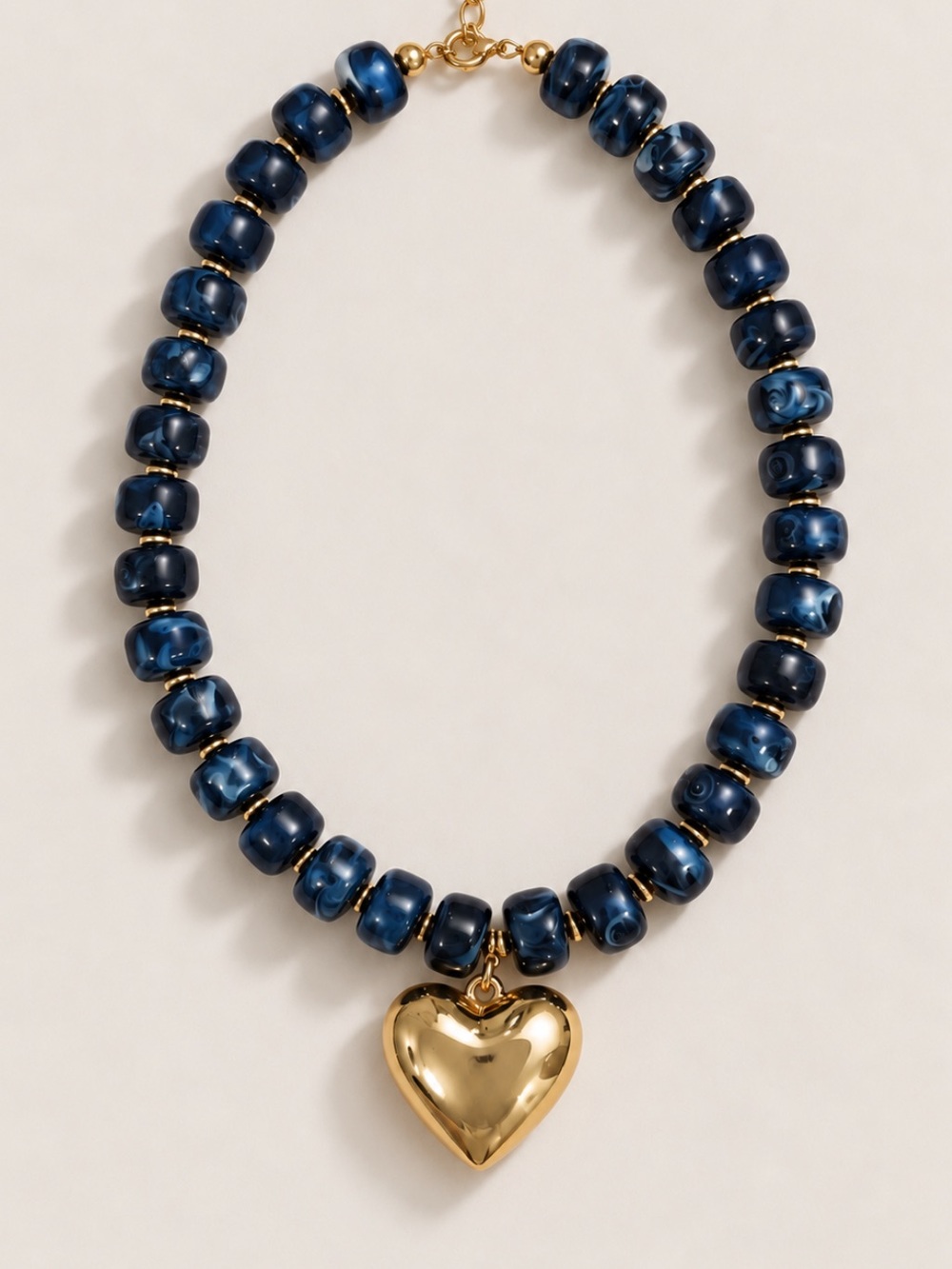 New! Navy Blue Beaded Gold Heart Necklace NWOT 5010